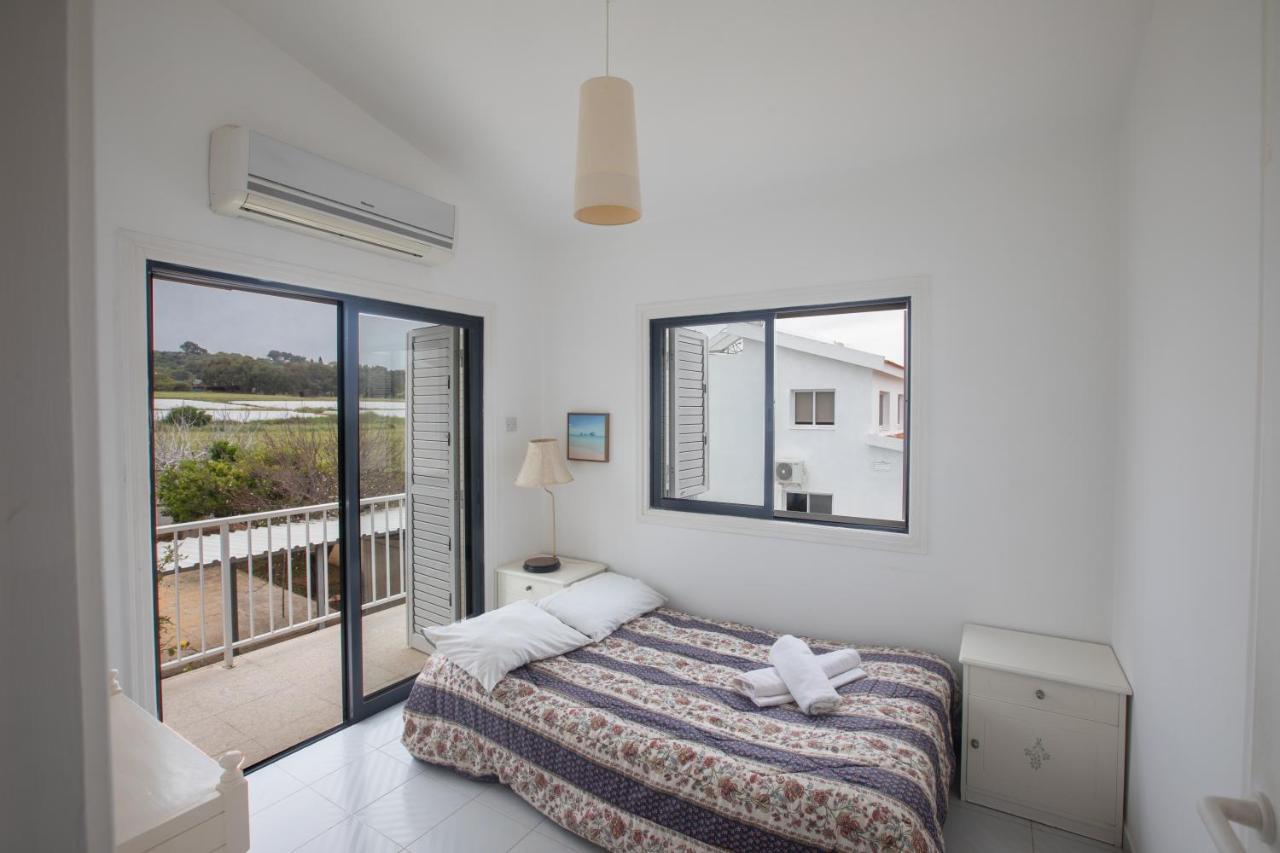 Peaceful Cozy Home Great Location Протарас Екстериор снимка