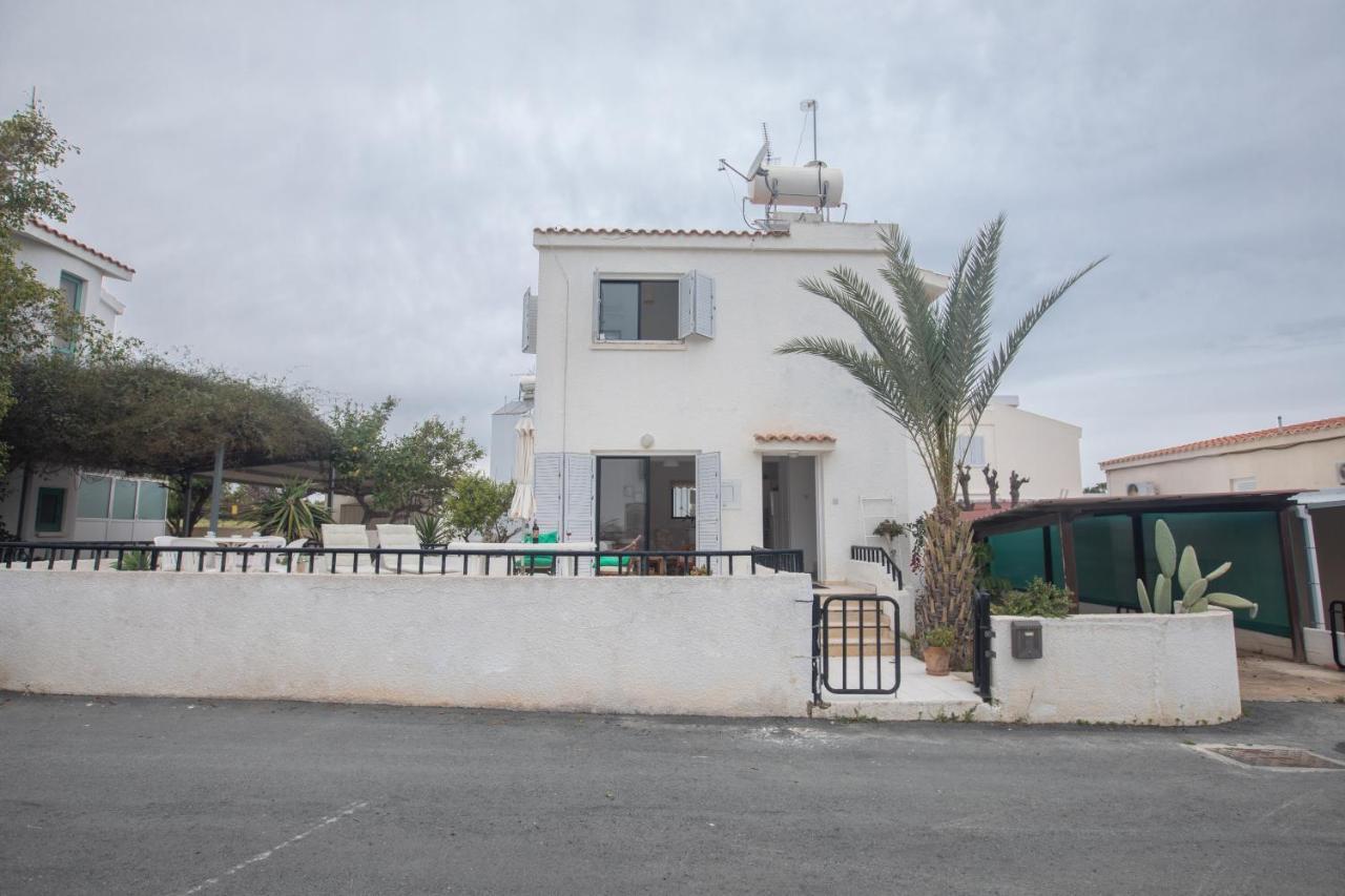 Peaceful Cozy Home Great Location Протарас Екстериор снимка